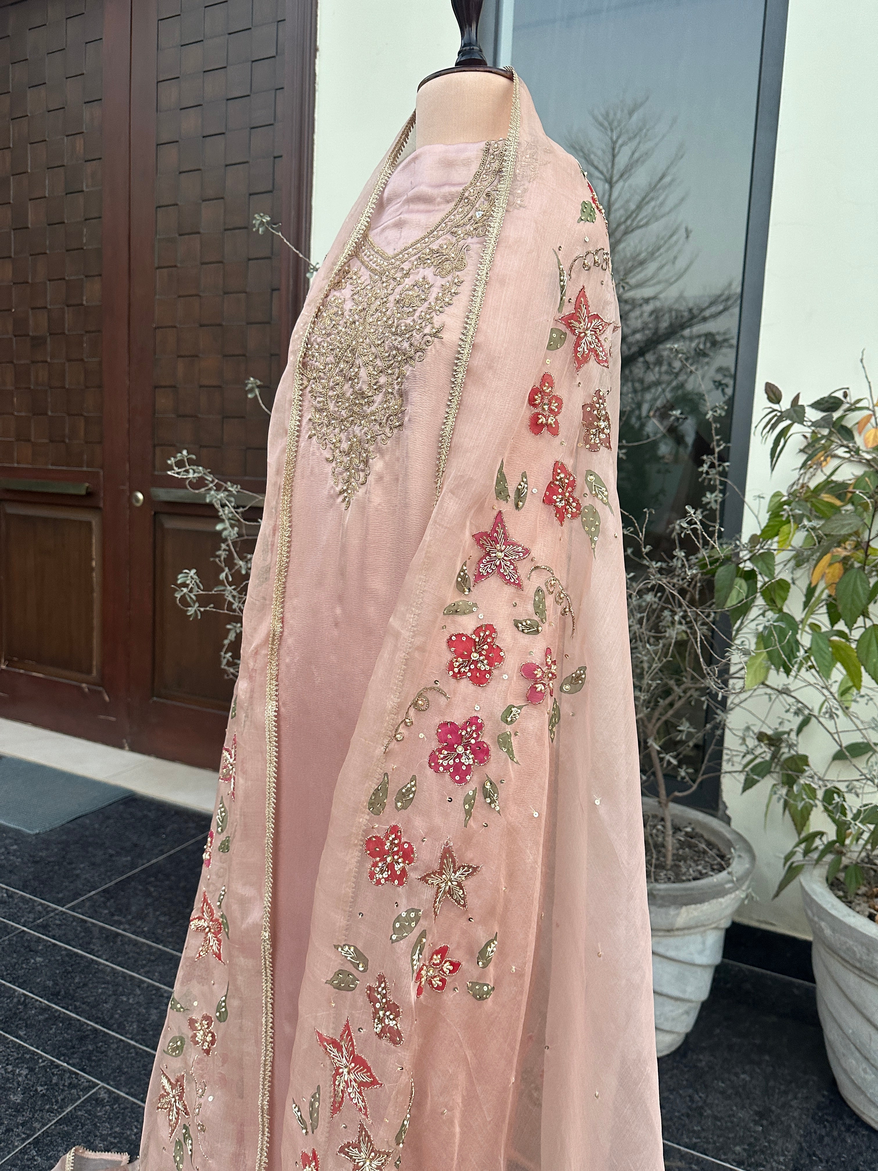 Noori Gul Handpainted Pure organ- dupatta 3 piece unstitched suit