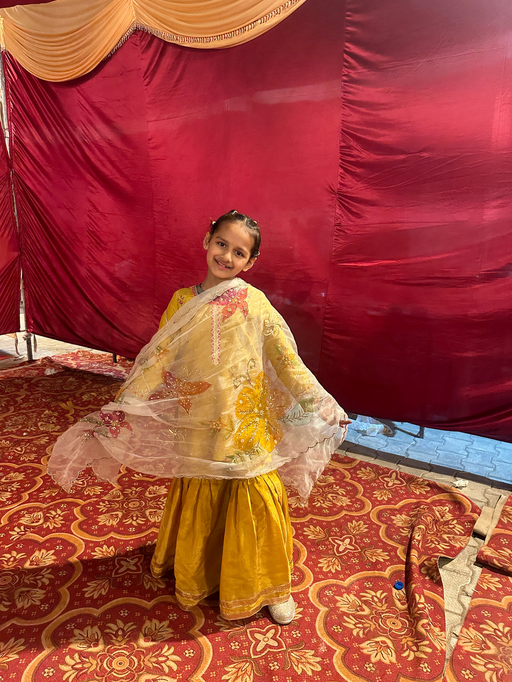 Sunehri Kids Garara set