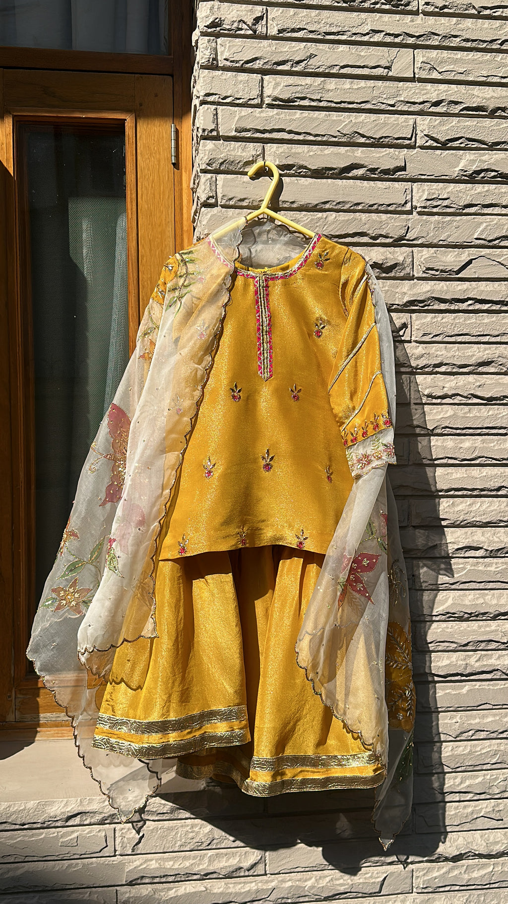 Sunehri Kids Garara set
