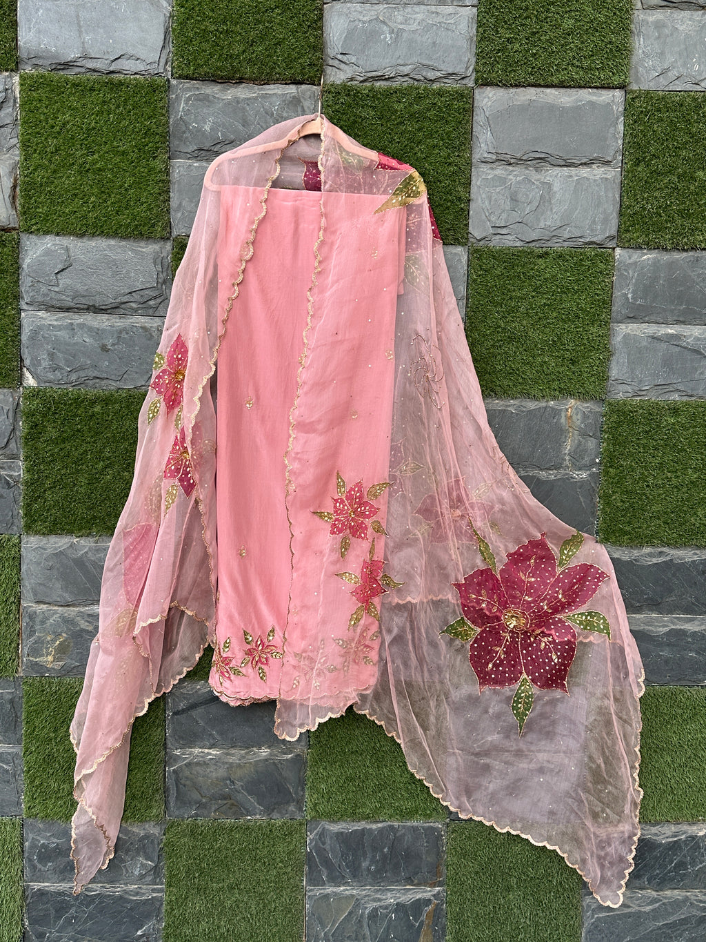Gulaabi handpainted unstitched 3 piece set