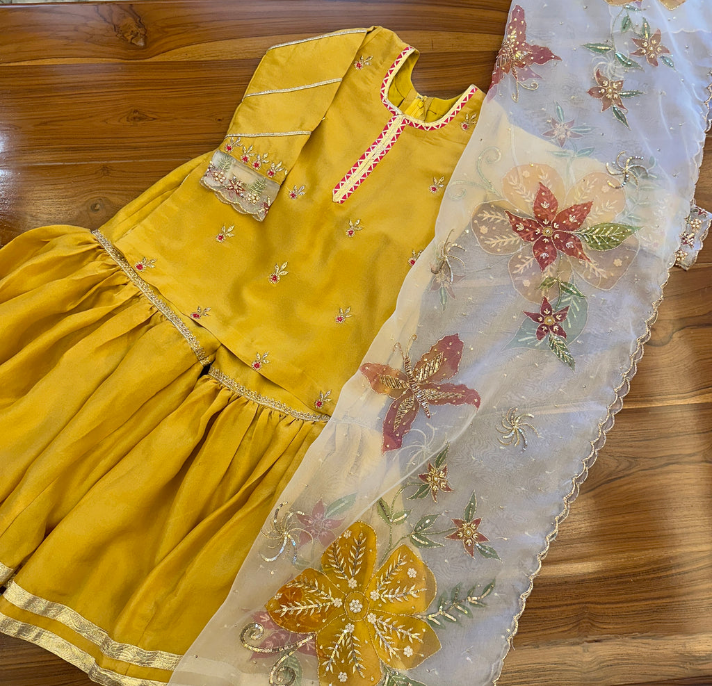 Sunehri Kids Garara set