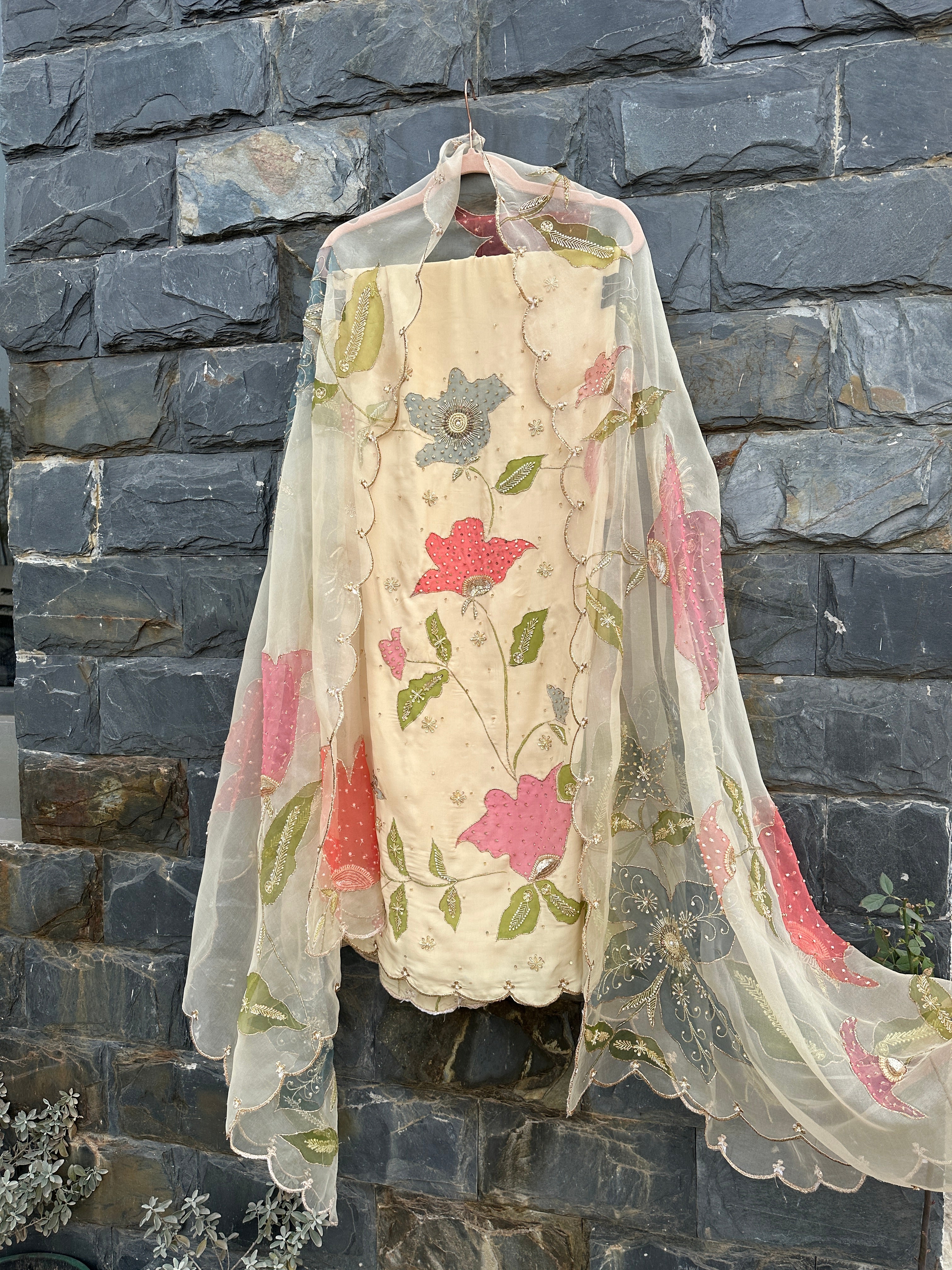 Raya Silkpainted Crepe Unstitched 3 piece suit