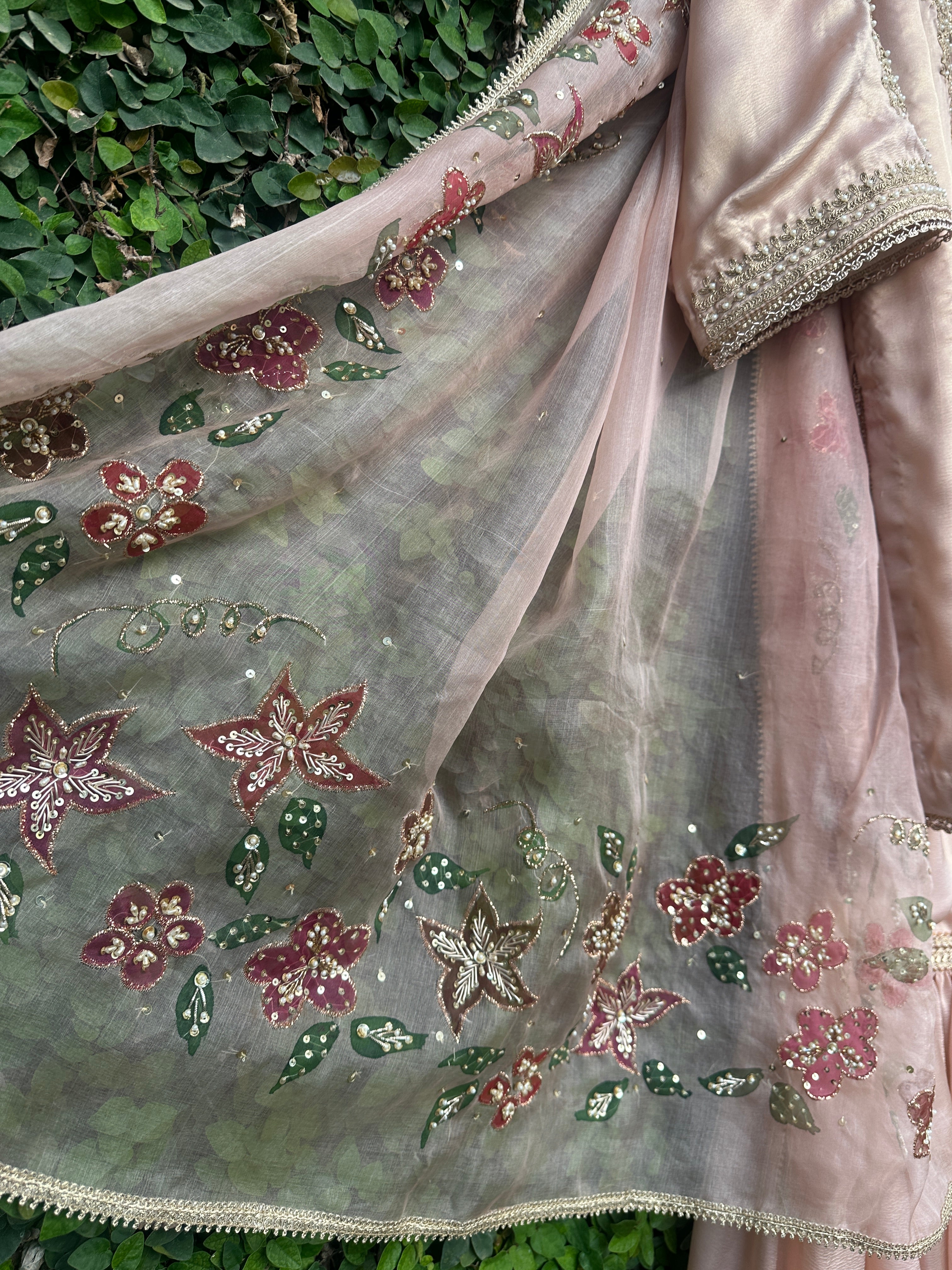Noori Gul Garara set