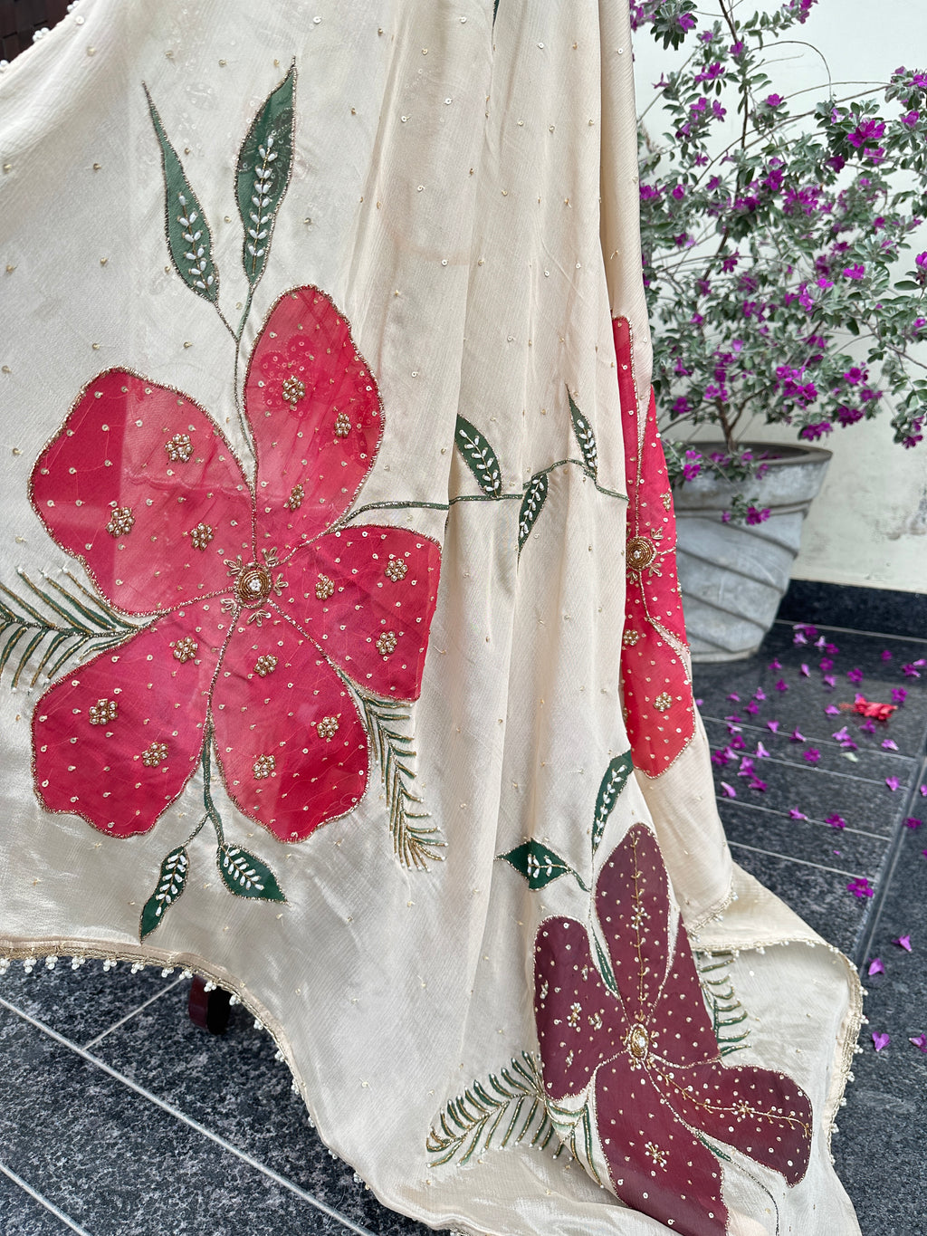 Noor-e-Nazakat suit