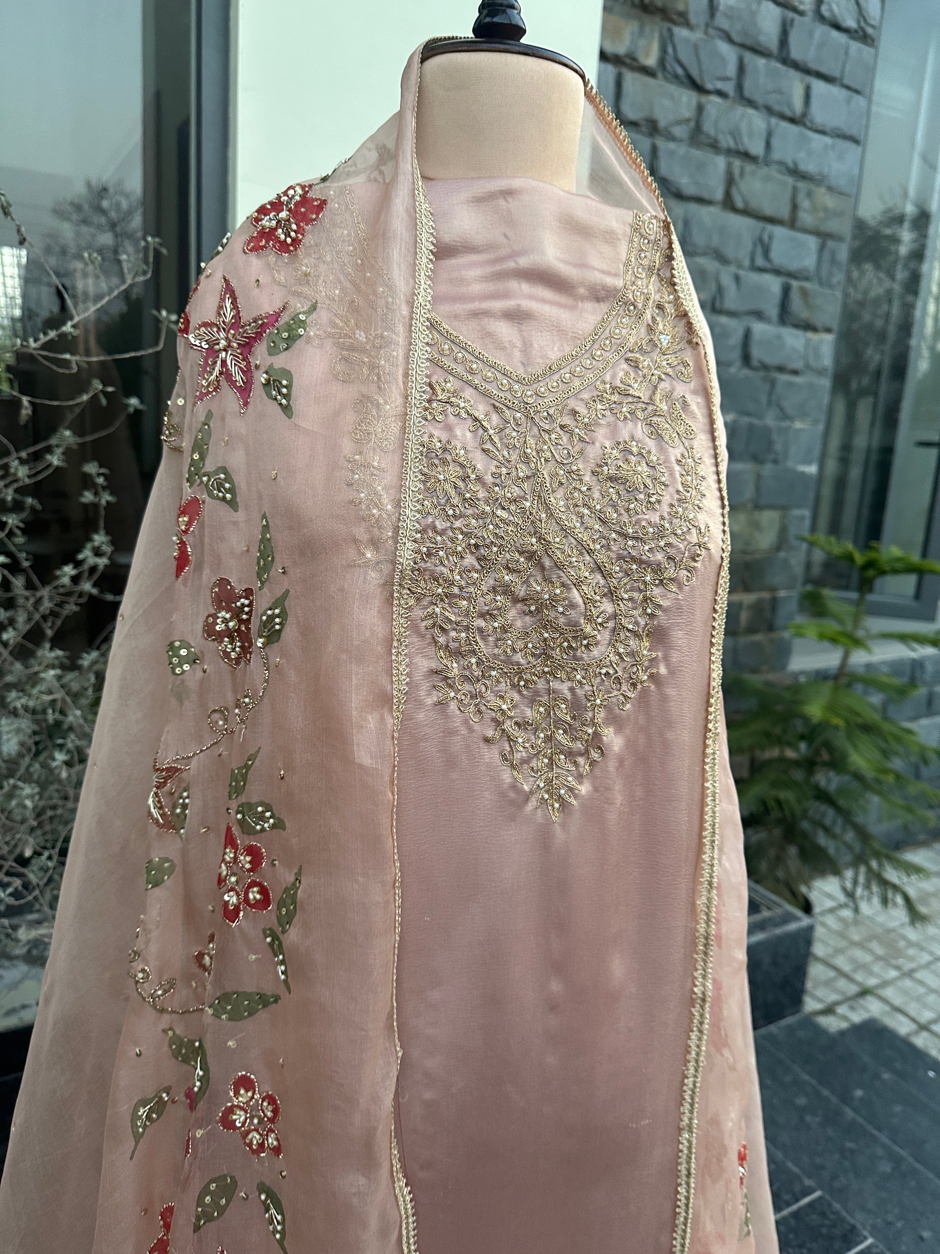Noori Gul Handpainted Pure organ- dupatta 3 piece unstitched suit
