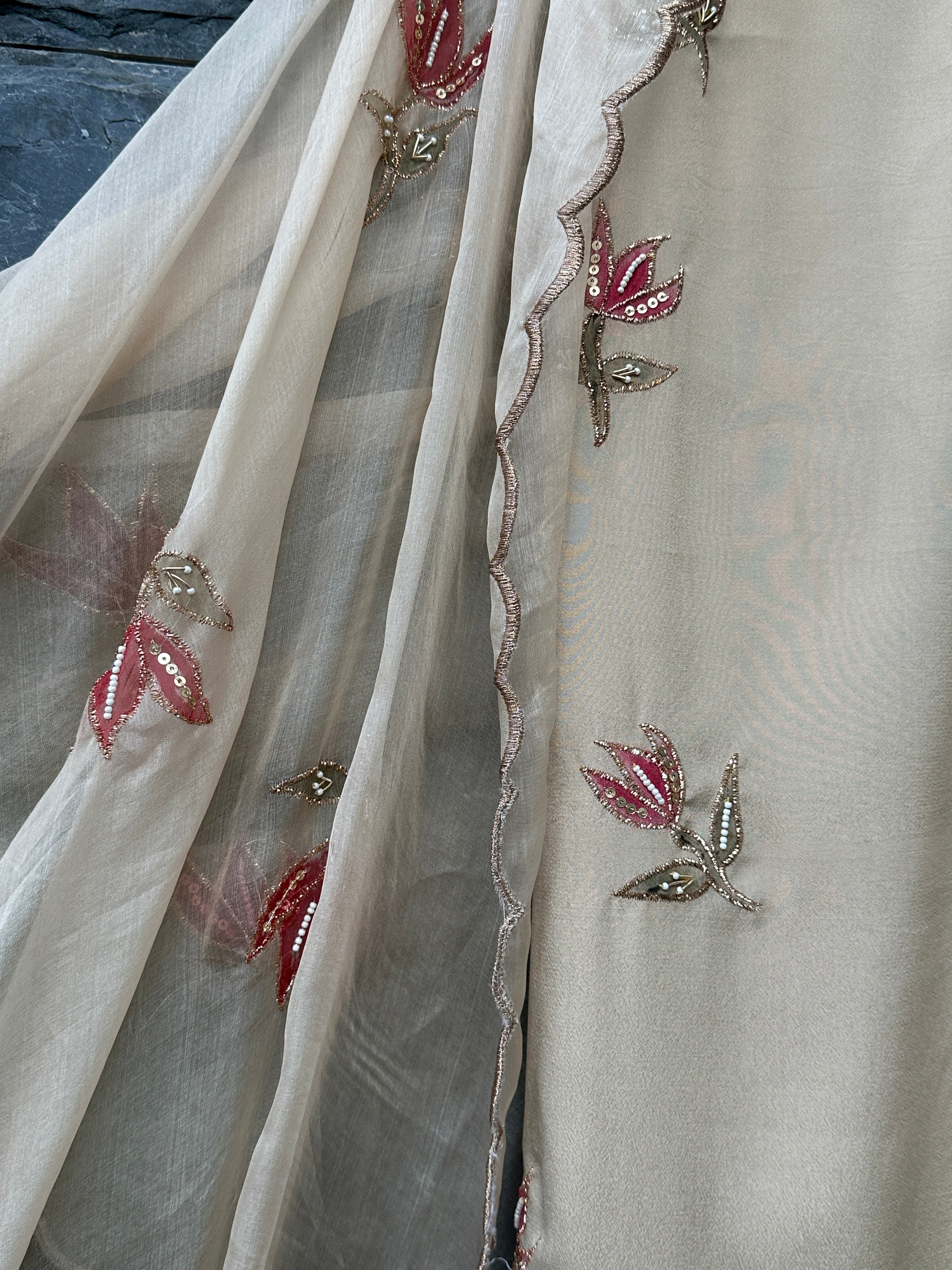 Beige Rosé Unstitched 3 piece set